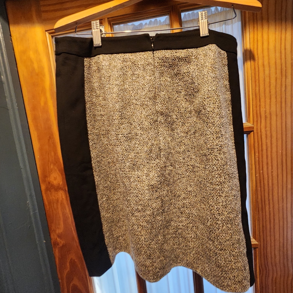 White House Black Market Black and Gray Tweed Blazer - Picture 5 of 5